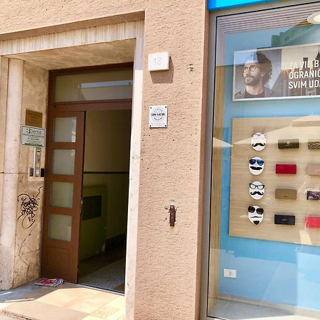 Hedone City Luxury Apartments With Free Parking Pula Extérieur photo