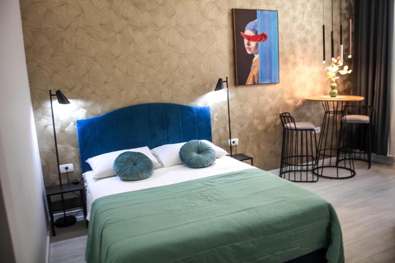 Hedone City Luxury Apartments With Free Parking Pula Extérieur photo