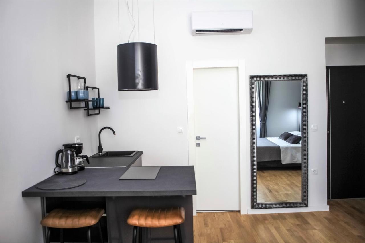 Hedone City Luxury Apartments With Free Parking Pula Extérieur photo